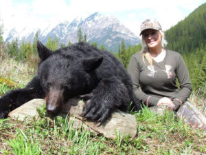 6419c264bb5a48a8ed876ec8 a bar z ranch black bear #1